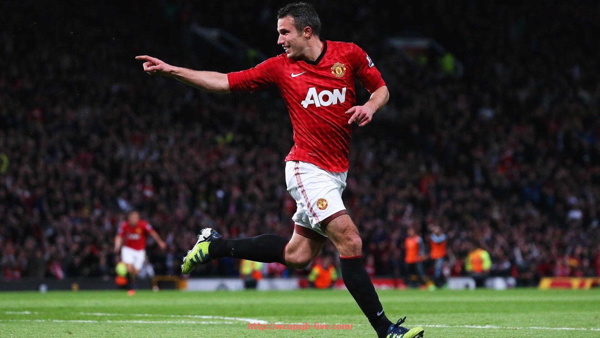 世俱杯直播-足球交叉跑位在战术执行中起到什么作用？（足球交叉换位战术）